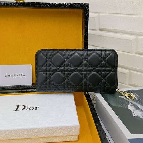 Picture of Dior Wallets _SKUfw141319173fw
